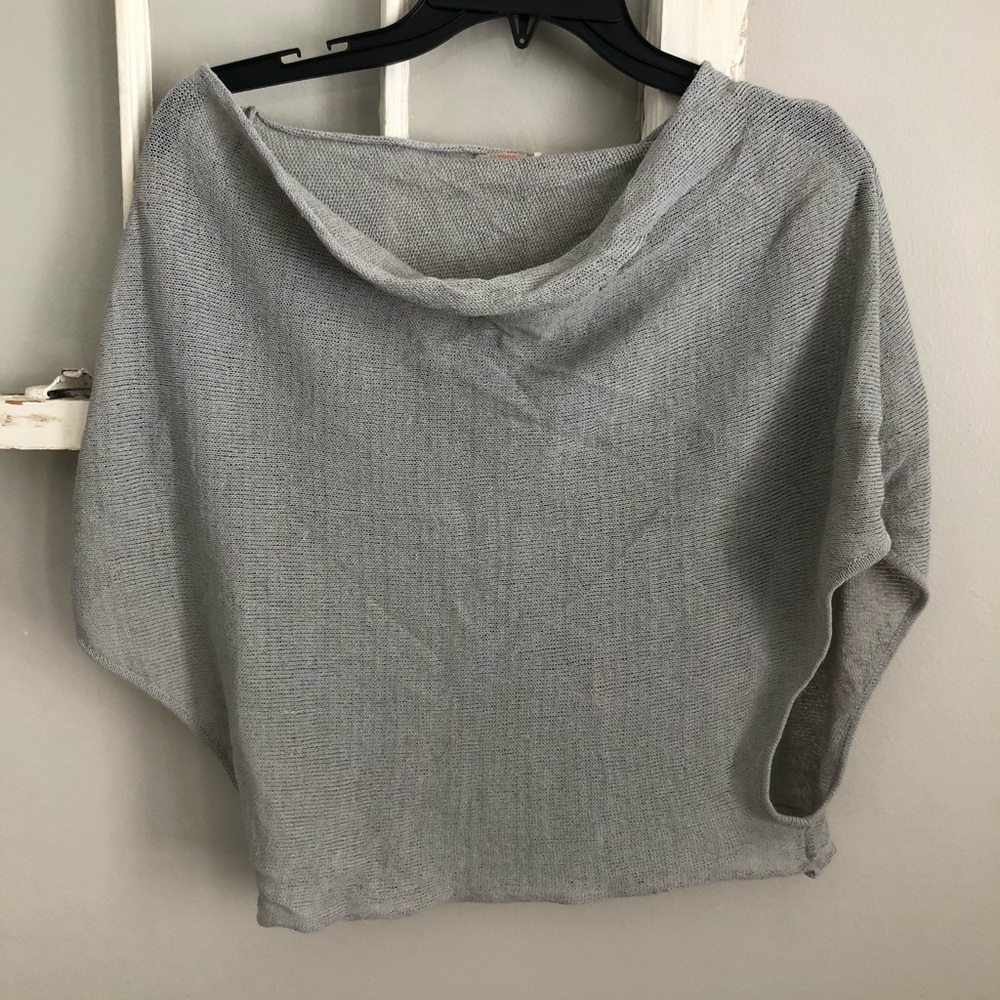 Anthropologie Fiets Voor 2 gray poncho sweater